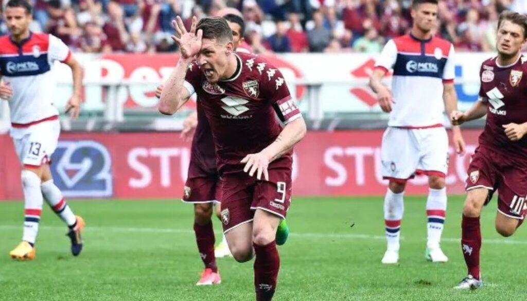 Фиорентина вече се оглежда за заместник на нападателя Душан Влахович bet365