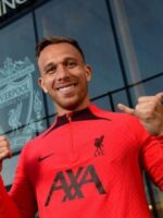Ливърпул обяви официално привличането на Артур Мело от Ювентус bet365