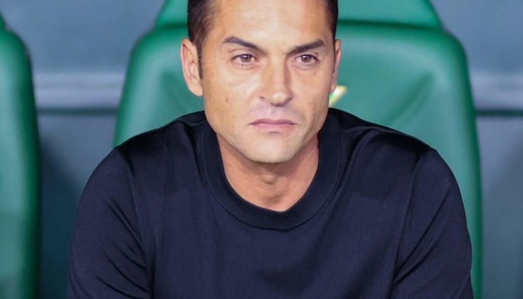 Елче уволни треньора си Франсиско Родригес bet365